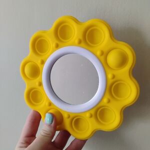 Dimpl Bright Fat Brain Toys